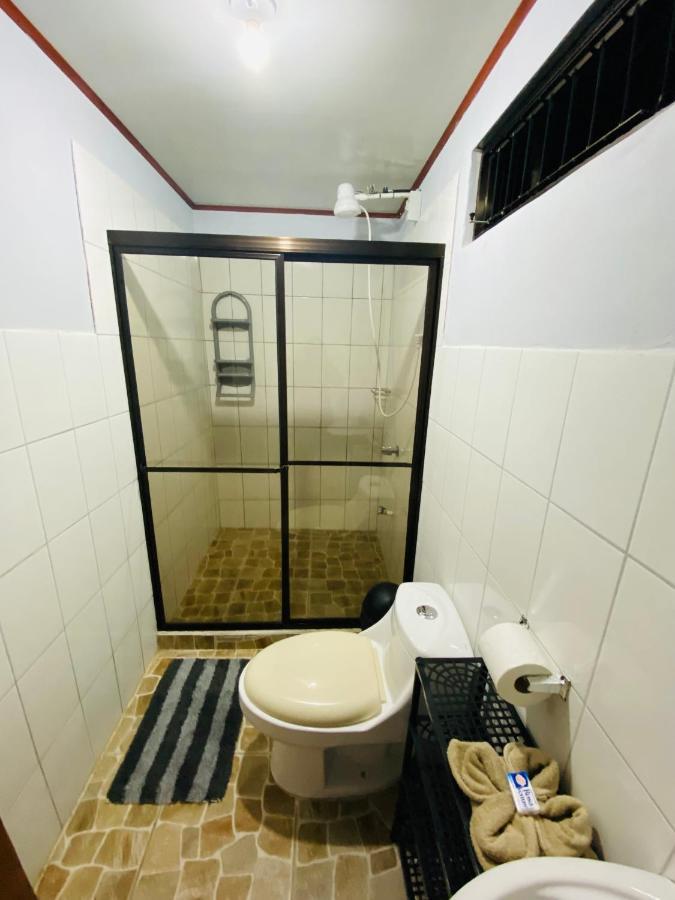 Cabinas Villa Drake Drakes Bay Екстериор снимка