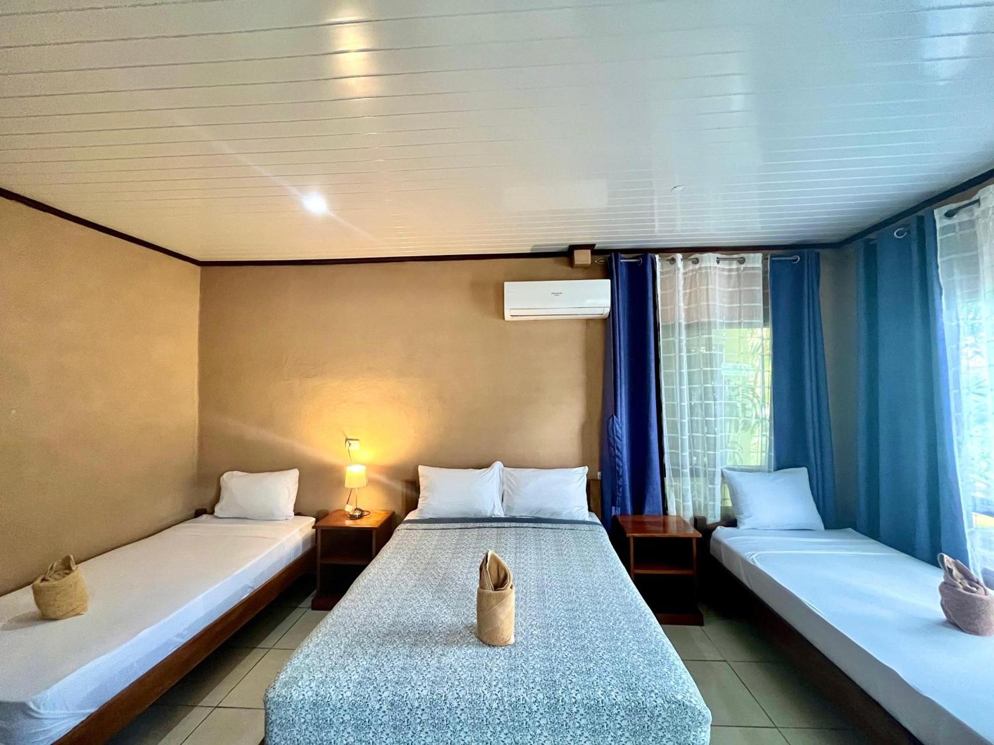 Cabinas Villa Drake Drakes Bay Екстериор снимка