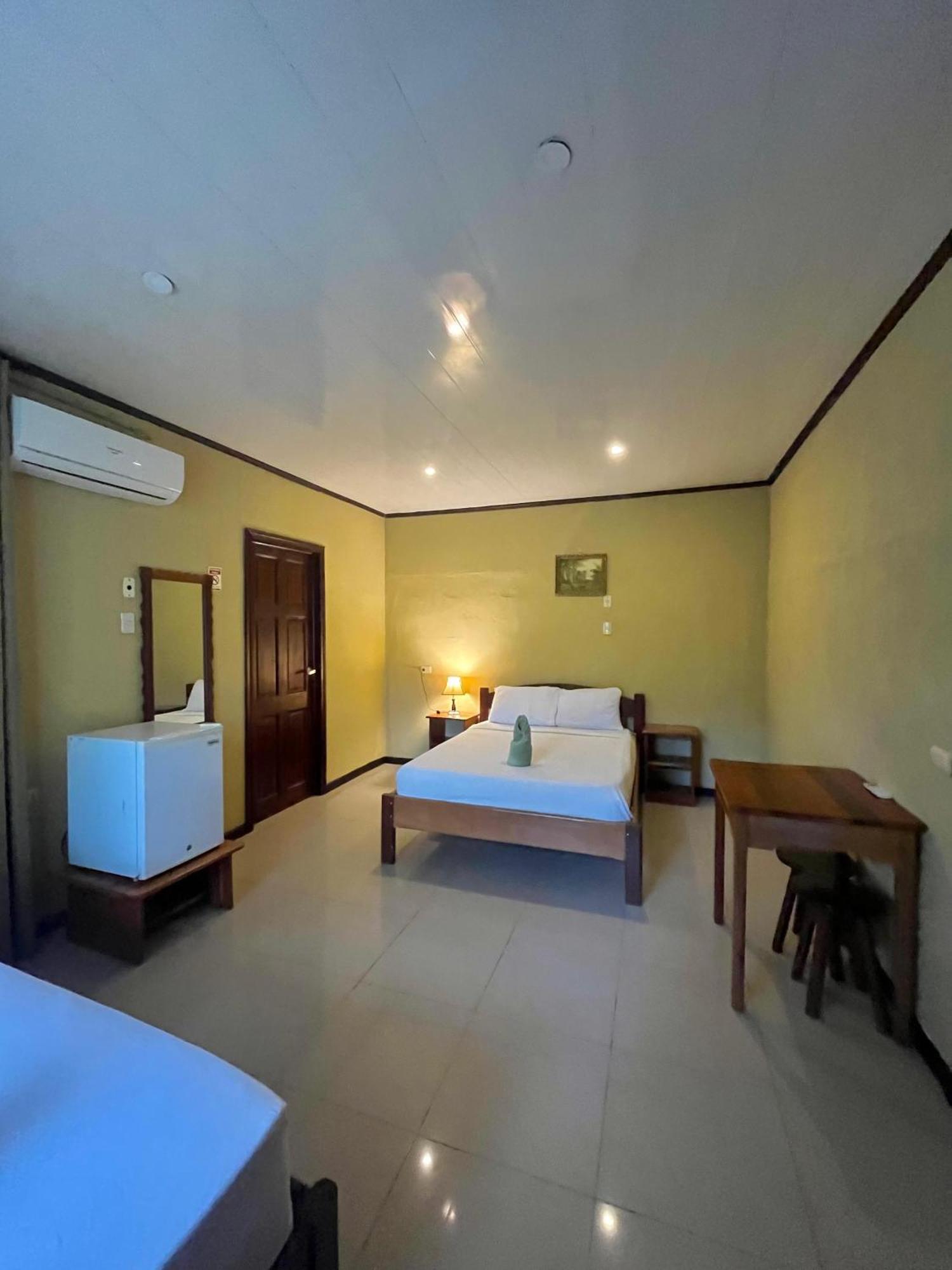 Cabinas Villa Drake Drakes Bay Екстериор снимка